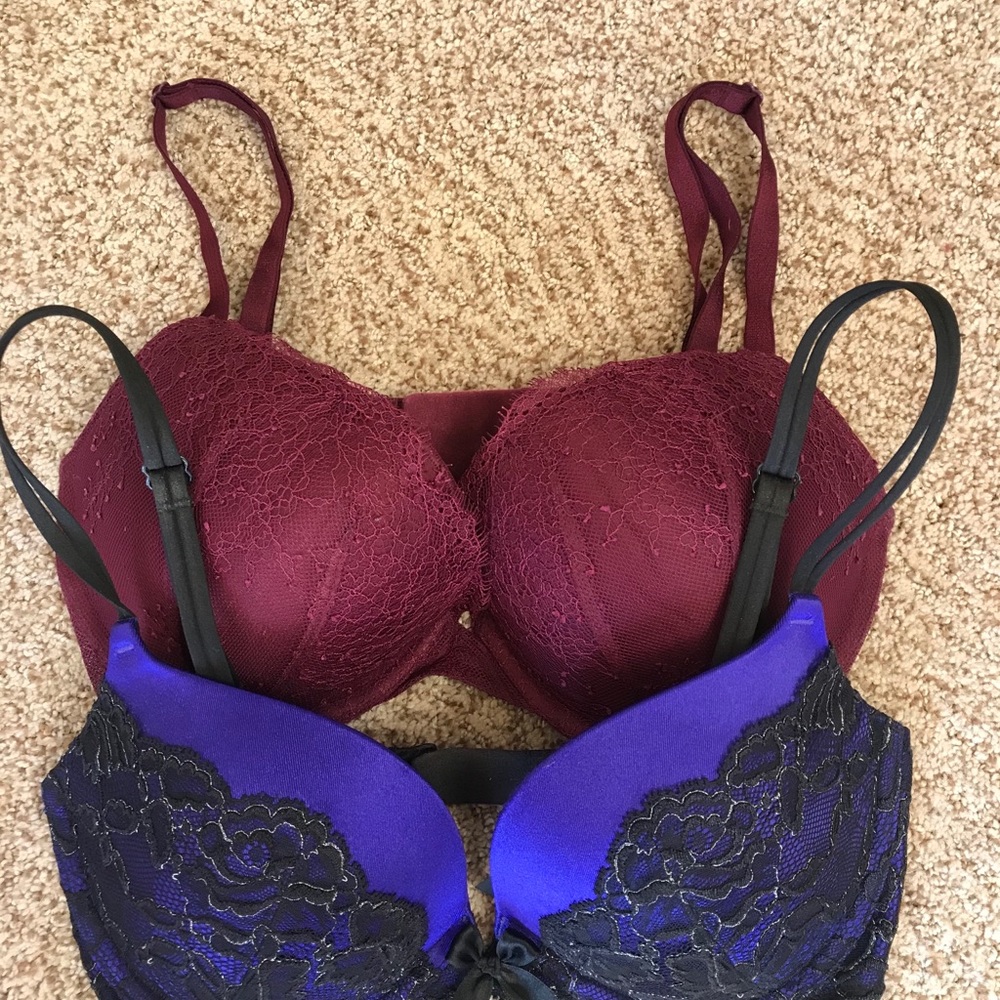 VICTORIAS SECRET EXCELLENT BRA BUNDLE 32DD!